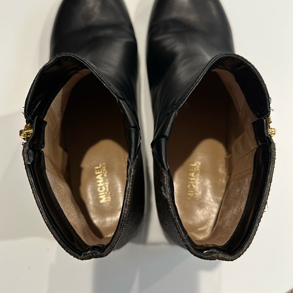 Michael Kors Lainey Bootie in Black / Signature Brown Sz 7.5M - Picture 4 of 10
